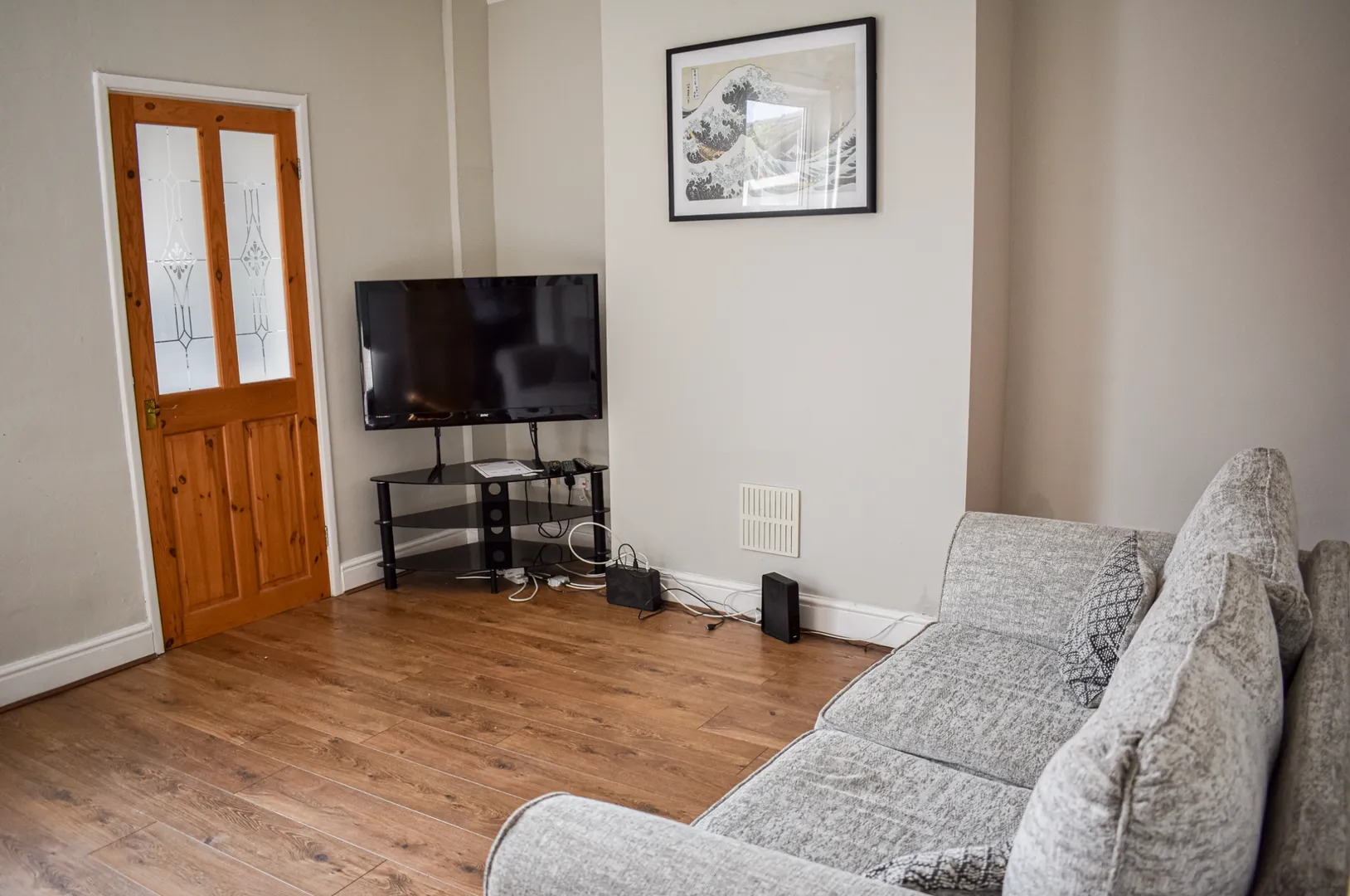 Homely 3 Bed Student House // Aug 2026 - Image 1